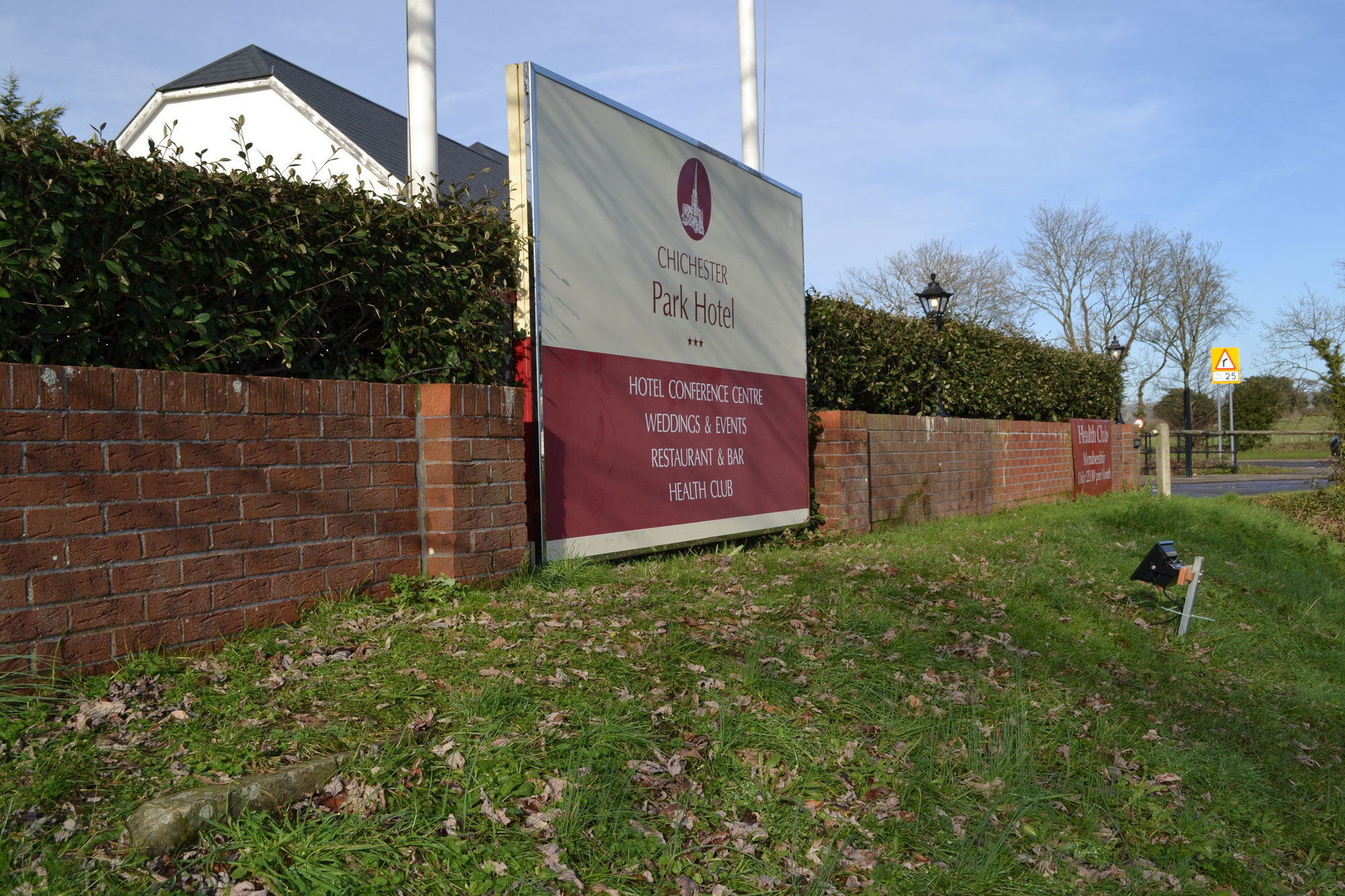 Chichester Park Hotel Exterior photo